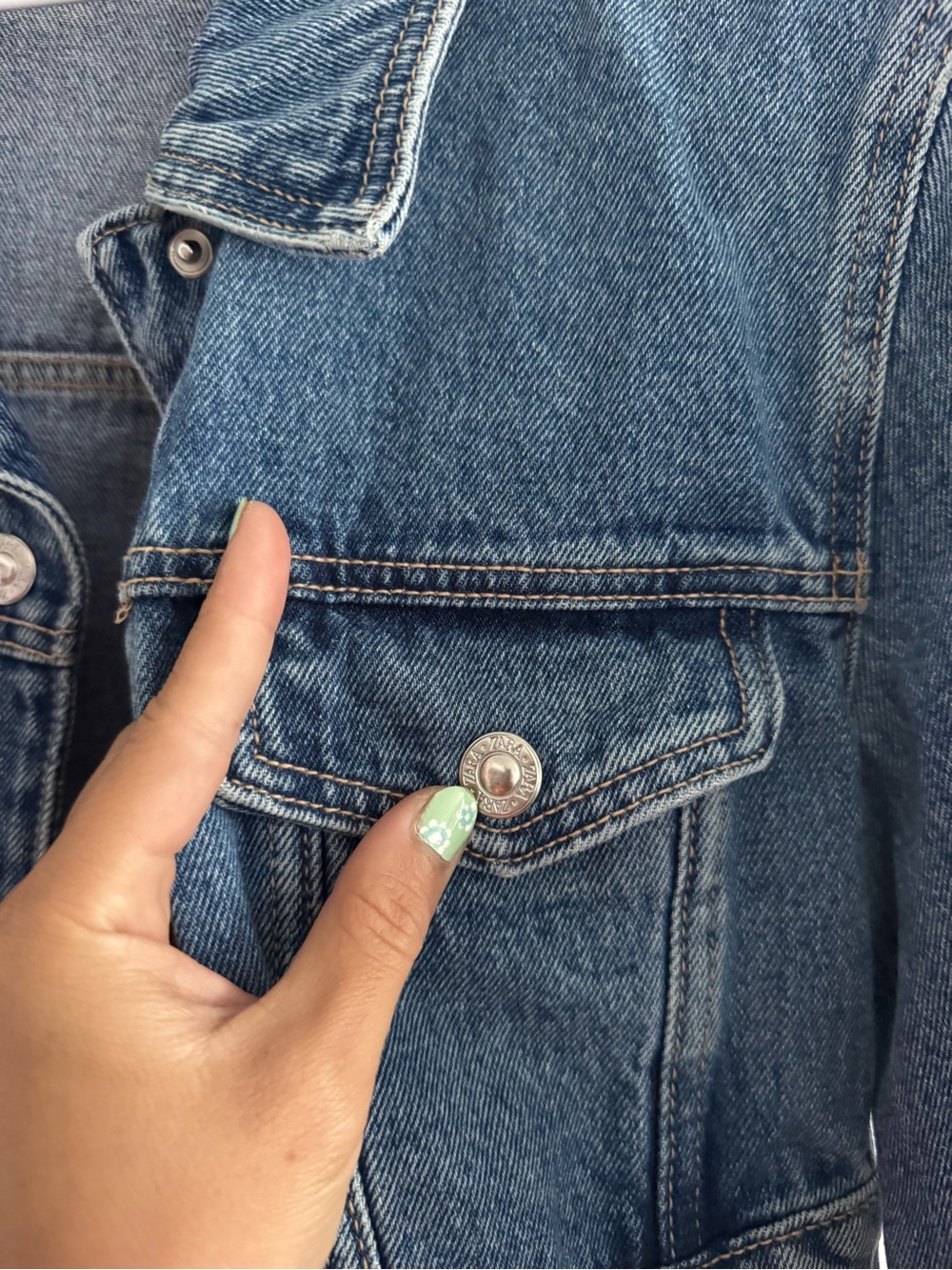 Zara Cropped Denim Jacket - Picture 6 of 8